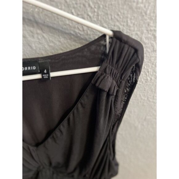 Torrid‎ Women Top 4 Black Blouse  V Neck Elastic Waisr Sleeveless - Picture 4 of 8